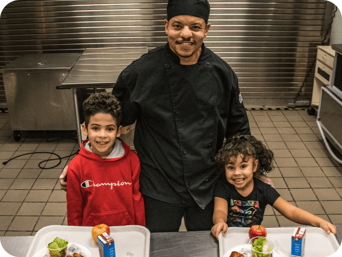 El chef Kevin Frank tiene la misión de hacer de las cafeterías de las escuelas públicas de Detroit 