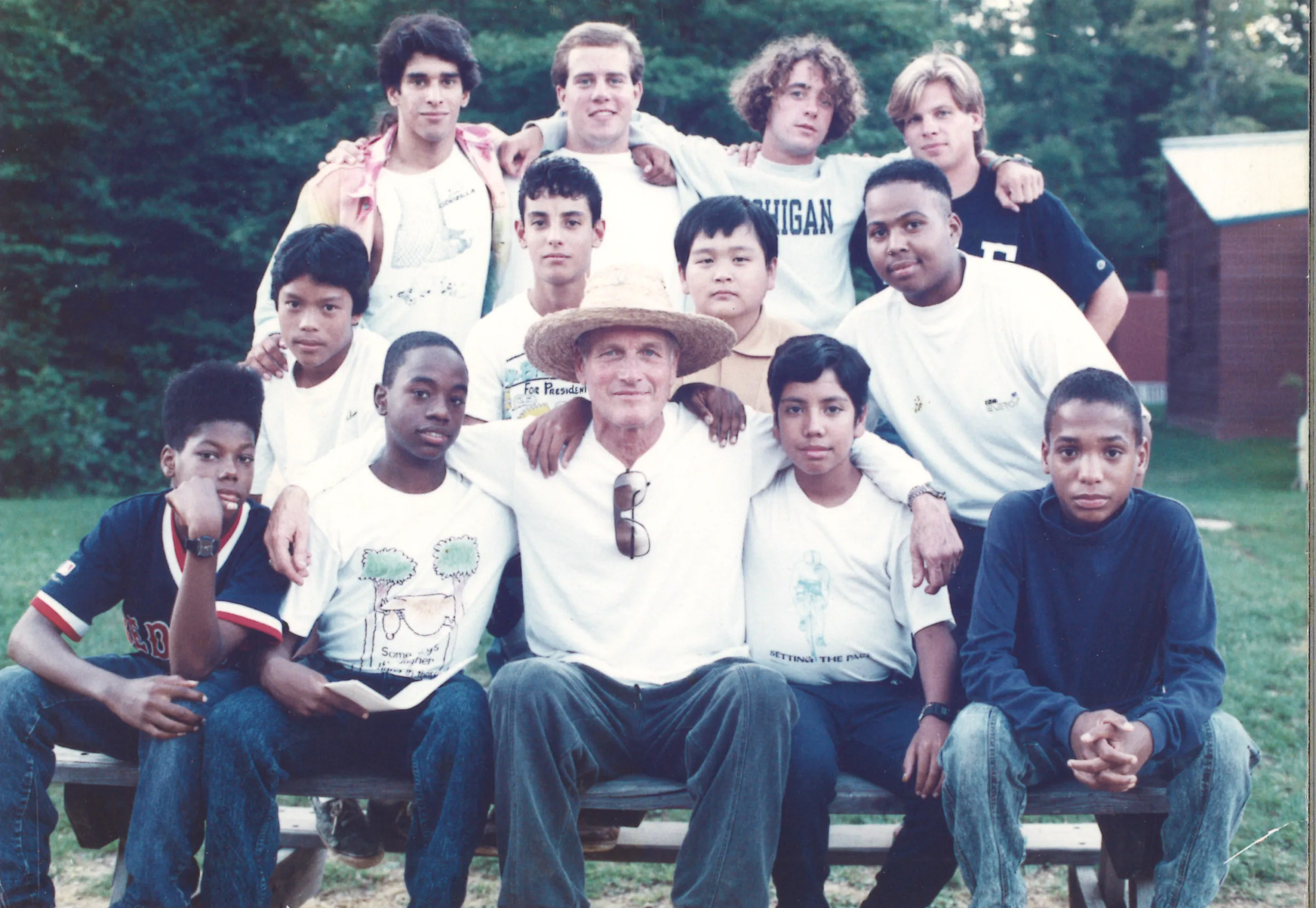 Paul Newman with a group of campers and counselors.